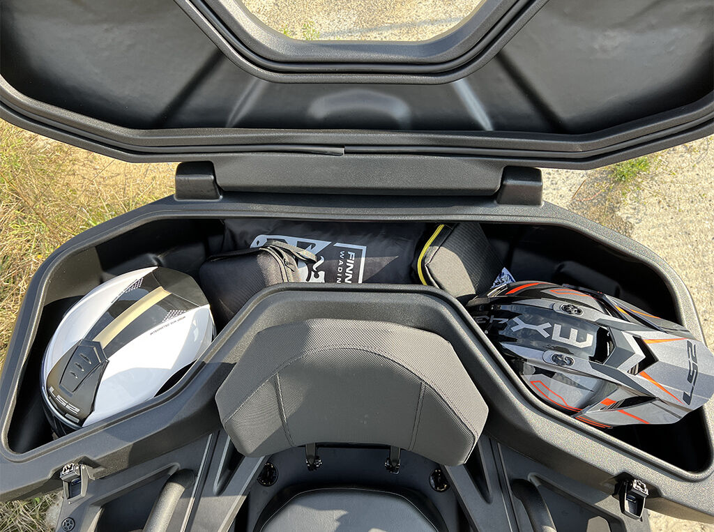 Uzamykatelný zadní box na čtyřkolku SHARK Accessories ATV CARGO BOX AX120 černý