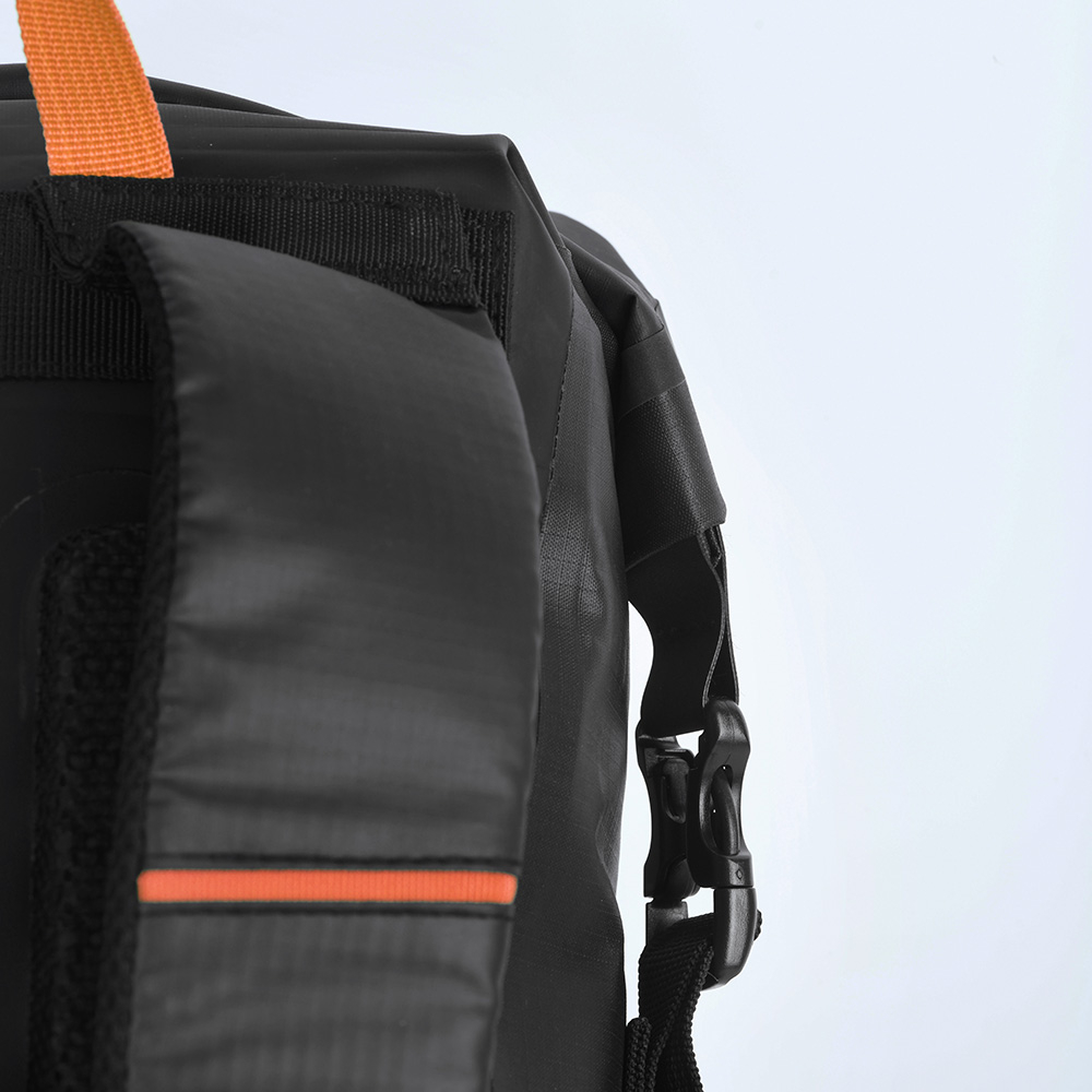 Vodotěsný batoh OXFORD AQUA EVO OL686 Backpack černý, objem 22 litrů 