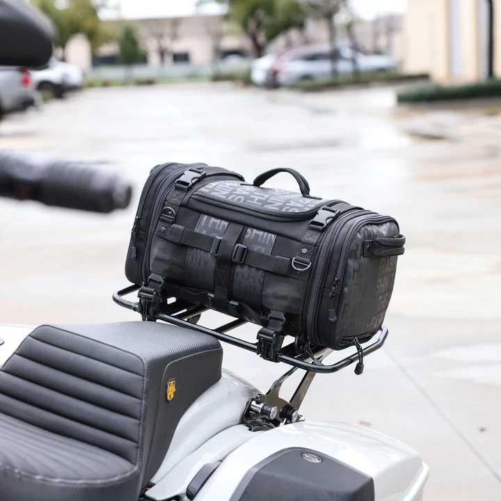 Motocyklová textilní brašny THRASHIN SUPPLY CO BAG PASSENGER objem 32 litrů 