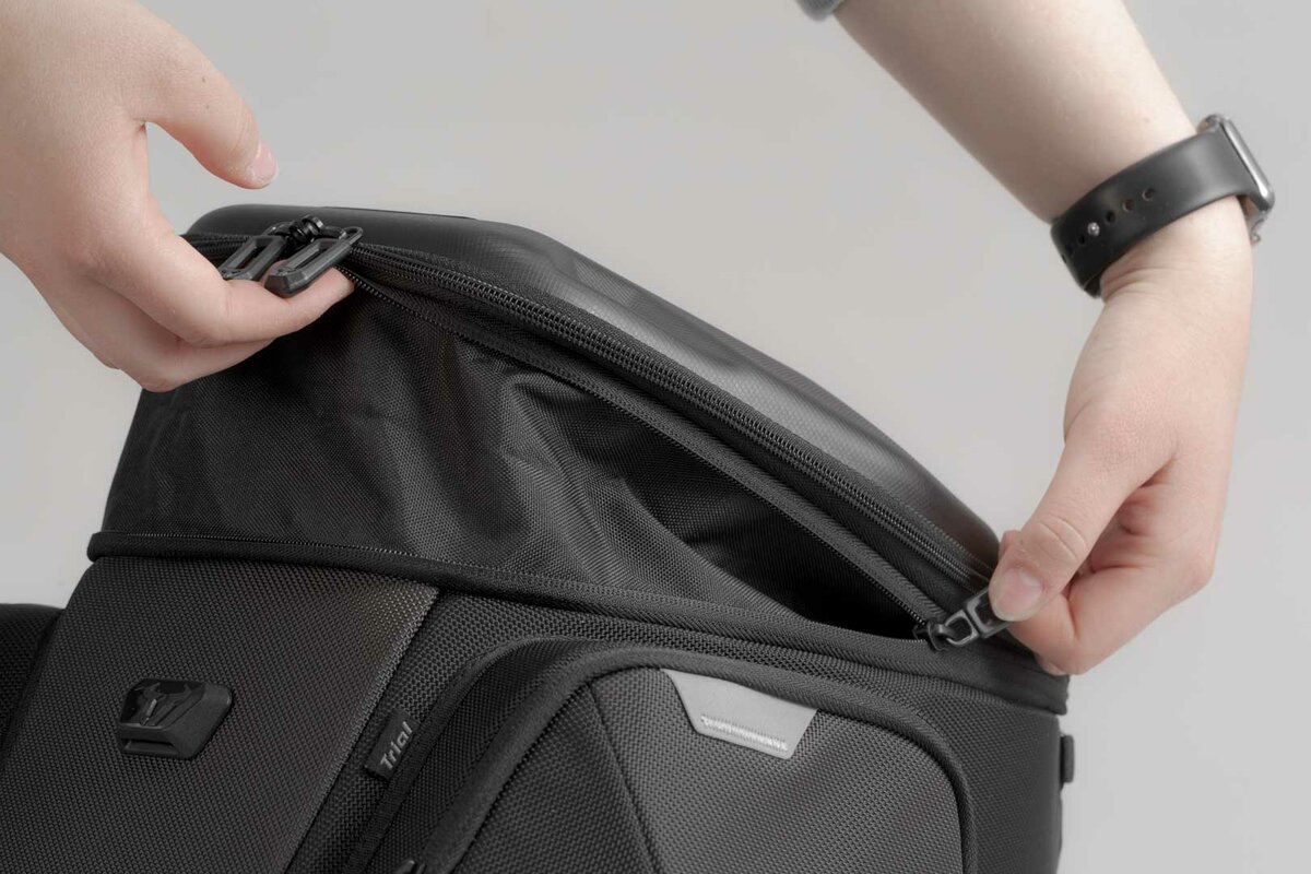 Tank bag na nádrž motocyklu SW-MOTECH PRO ENDURO TANKBAG černá, rozměr  35,0 x 31,5 x 20,0 cm, objem 12 až 15 litrů