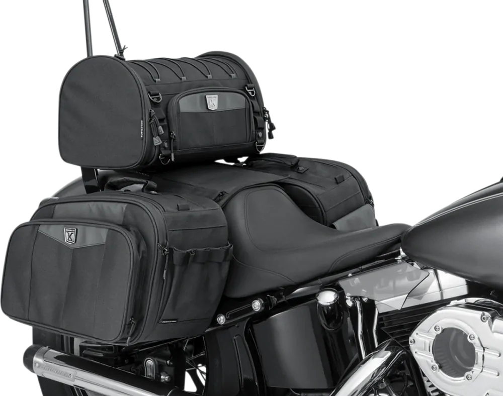 Textilní brašna na motocykl KURYAKYN BAG MOMENTUM RAMBLER černá, objem 21,14 L 