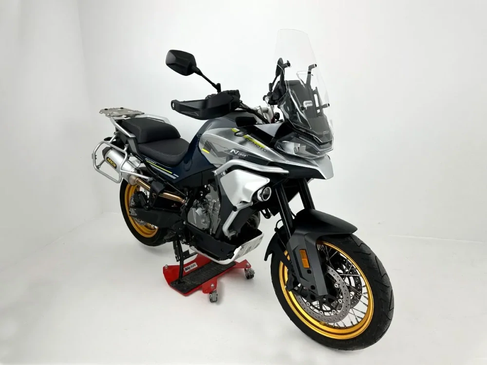 Plexi motocyklu WRS pro CF MOTO 700 MT ADV rok 2024-2026 verze TOURING výška 52,3 cm, barva čirá