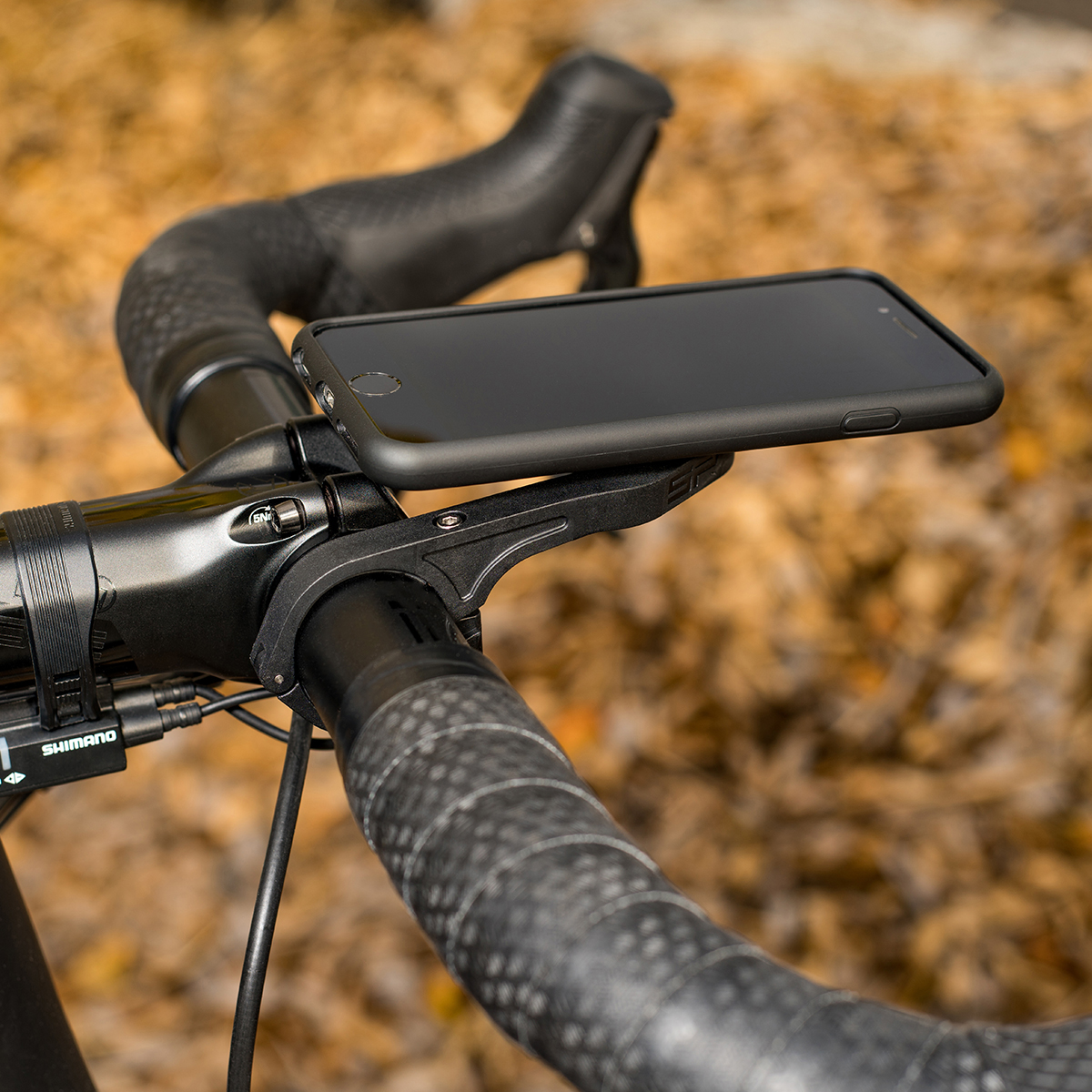 Držák mobilního telefonu na jízdní kolo SP CONNECT HANDLEBAR MOUNT 53121 pro řídítka s průměrem 25,4mm a 31,8mm
