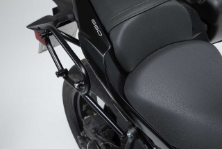Podpěra bod brašnu SW MOTECH SLC SIDE CARRIER pro KAWASAKI Z 650 / Ninja 650 16-21 pro levou stranu  