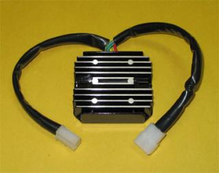 Regulátor dobíjení pro HONDA VT 600 C Shadow 99-07