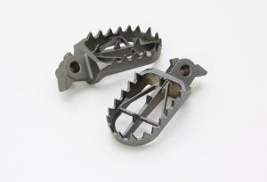 Stupačky DRC Wide Footpegs Suzuki RMZ250 / RMZ450