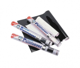 a Ochranná folie laku OXFORD PAINTSAVER VZHLED EMBOSSOVANÝ CARBON velký arch 425 MM X 665MM