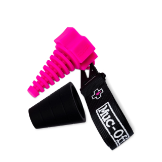 a Zátka - špunt do výfuku motocyklu MUC-OFF Exhaust Wash Plug pro 2t a 4T