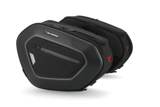 a Textilní brašny motocyklu SW MOTECH PRO BLAZE SADDLEBAG SET pro SUPER DUKE 1290 R ABS 2019-2022 - pár