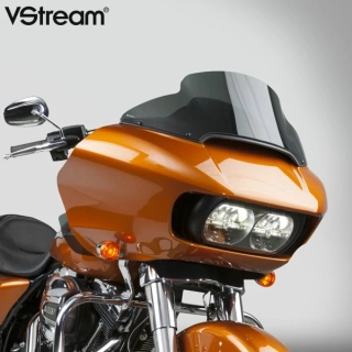 Plexi motocyklu NATIONAL CYCLE verze střední N20433 pro HARLEY DAVIDSON  FLTR/FLTRU/FLTRXS viz popis, barva tmavě šedá, výška plexi 22,8 cm