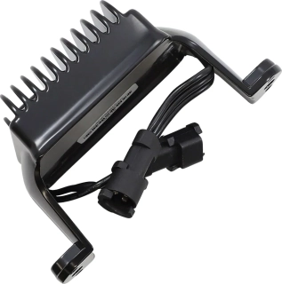 Regulátor dobíjení / regulátor napětí DRAG SPECIALTIES PREMIUM VOLTAGE REGULATOR pro HARLEY DAVIDSON FLHT/ FLHR/ FLHX/ FLTR/H-D FL Trike rok 2009-2016 barva černá