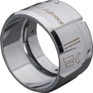 Zakončení koncovky výfuku KHROME WERKS pro výfuky s vnějším průměrem 11,5 cm (4,5") chrome KLASSIC END CAP TIP pozice umístění pravá strana
