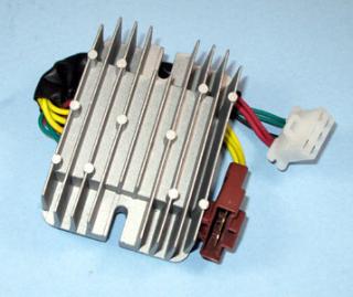 Regulátor dobíjení pro Aprilia Tuono 1000 R 06-09