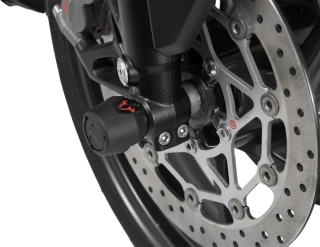 Padací protektory do osy předního kola motocyklu SW-MOTECH pro YAMAHA MT-09 Tracer 2014-2016