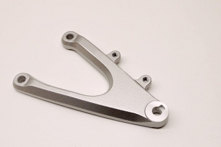 Držák stupačky řidiče pro Yamaha YZF R1 2004-2008  5VY-27442-01